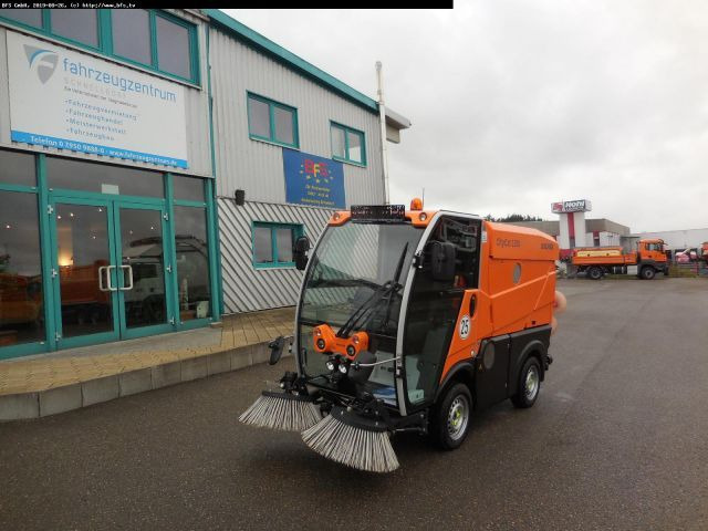 CityCat 1300 CityCat 1300 EuroMot IIIA - 2-Besen - Varredora urbana: foto 1 CityCat 1300 CityCat 1300 EuroMot IIIA - 2-Besen - Varredora urbana: foto 1