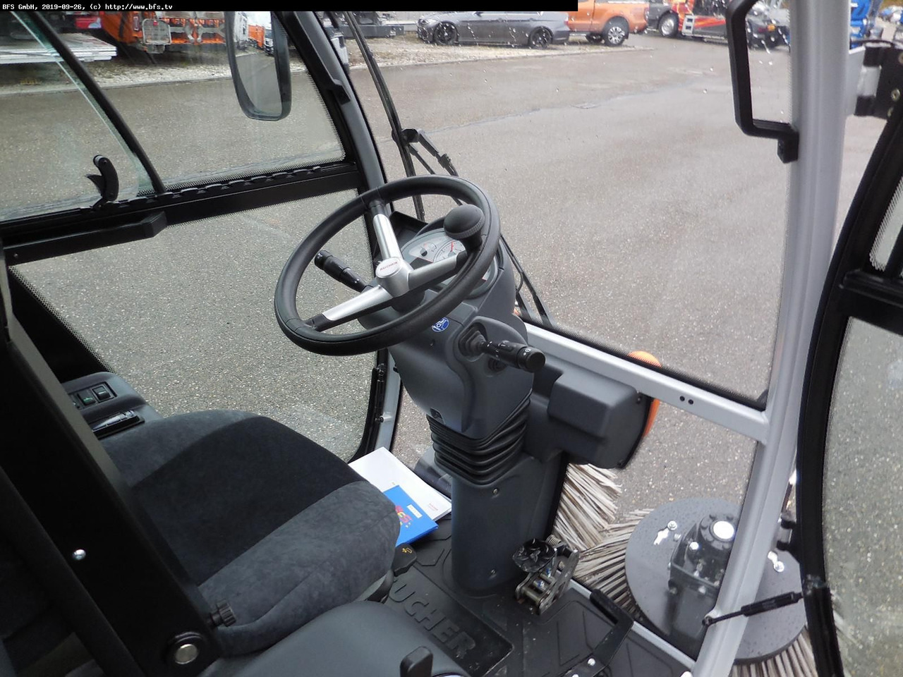 CityCat 1300 CityCat 1300 EuroMot IIIA - 2-Besen - Varredora urbana: foto 4 CityCat 1300 CityCat 1300 EuroMot IIIA - 2-Besen - Varredora urbana: foto 4