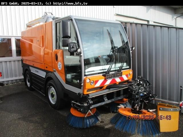 CityCat 5006 Bucher CC5006 beidseitig + Frontbes - Varredora urbana: foto 1 CityCat 5006 Bucher CC5006 beidseitig + Frontbes - Varredora urbana: foto 1