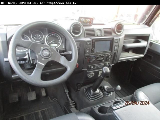 Defender 110 Td4 Land Rover Defender 110 TD4 - Caminhão reboque: foto 3 Defender 110 Td4 Land Rover Defender 110 TD4 - Caminhão reboque: foto 3