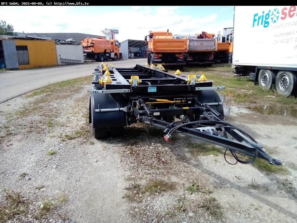 Hüffermann Vario-Carrier HMA 2424 ZB 3-Achs für Absetzmulde - Reboque ampliroll/ Multibenne: foto 1 Hüffermann Vario-Carrier HMA 2424 ZB 3-Achs für Absetzmulde - Reboque ampliroll/ Multibenne: foto 1