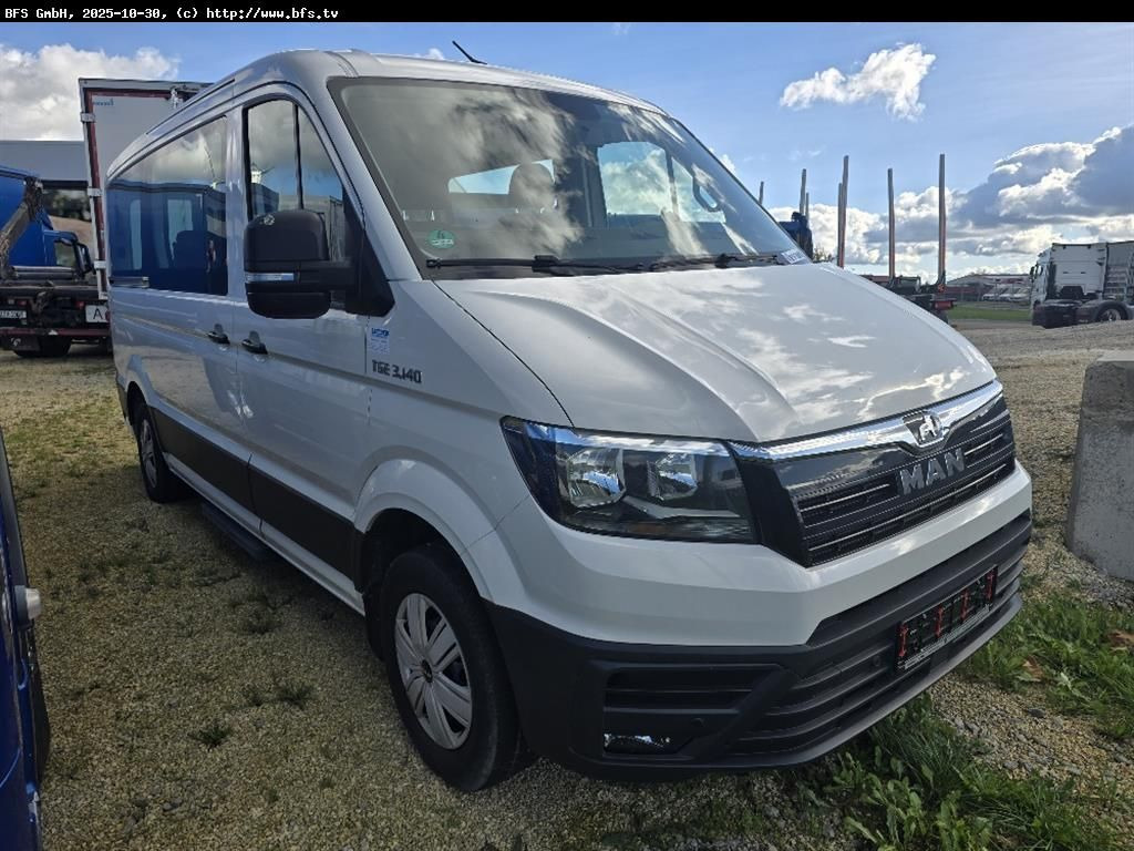 MAN TGE 3.140 4x2 F SB Kleinbus 9-Sitzer - Minibus, Furgão de passageiros: foto 1 MAN TGE 3.140 4x2 F SB Kleinbus 9-Sitzer - Minibus, Furgão de passageiros: foto 1