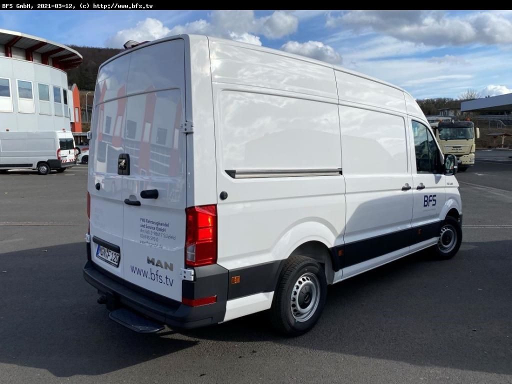 MAN TGE 3.180 4x2 F SB Automatik, keine AHK, 3-Sitze - Furgão: foto 2 MAN TGE 3.180 4x2 F SB Automatik, keine AHK, 3-Sitze - Furgão: foto 2