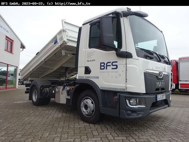 MAN TGL (TG3) 8.220 4x2 BB CH Dreiseitenkipper - Carrinha basculante: foto 2 MAN TGL (TG3) 8.220 4x2 BB CH Dreiseitenkipper - Carrinha basculante: foto 2