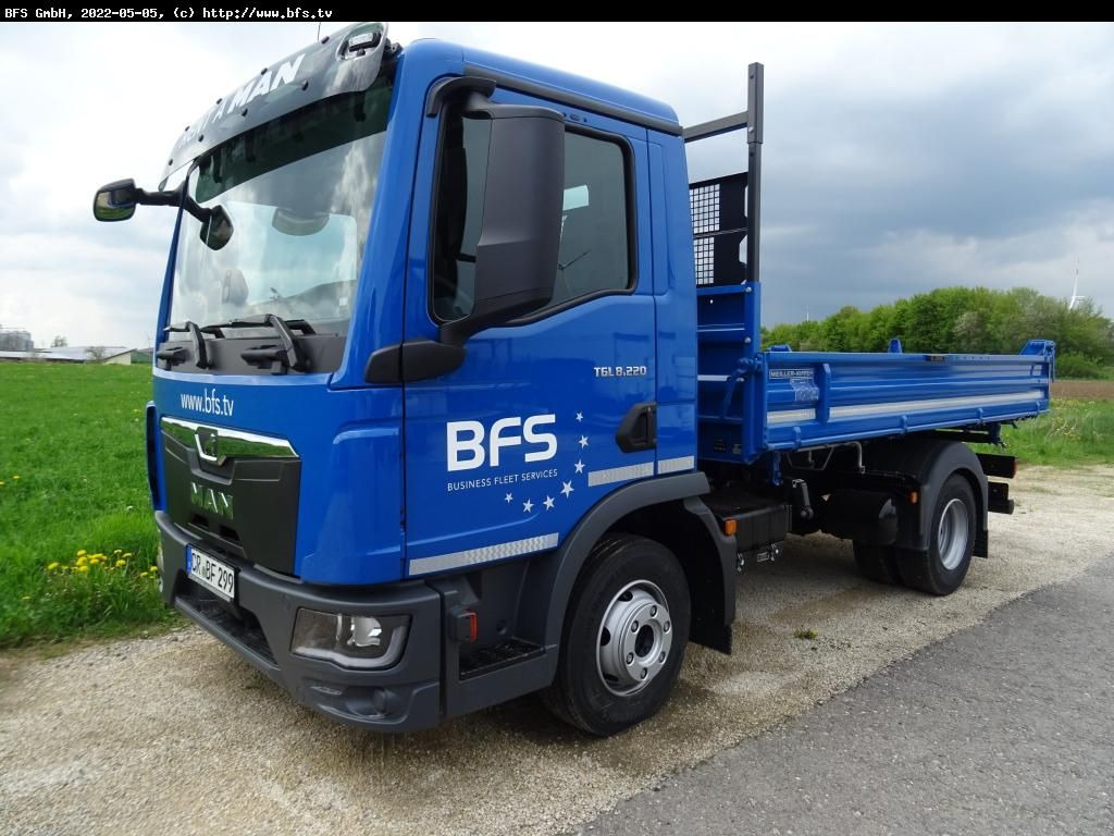 MAN TGL (TG3) 8.220 4x2 BB CH TG3, Automatik - Carrinha basculante: foto 1 MAN TGL (TG3) 8.220 4x2 BB CH TG3, Automatik - Carrinha basculante: foto 1