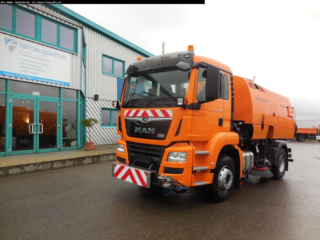 MAN TGS 18.420 4X2 BL Bucher OF 8000 TWIN beidseitig - Varredora urbana: foto 1 MAN TGS 18.420 4X2 BL Bucher OF 8000 TWIN beidseitig - Varredora urbana: foto 1