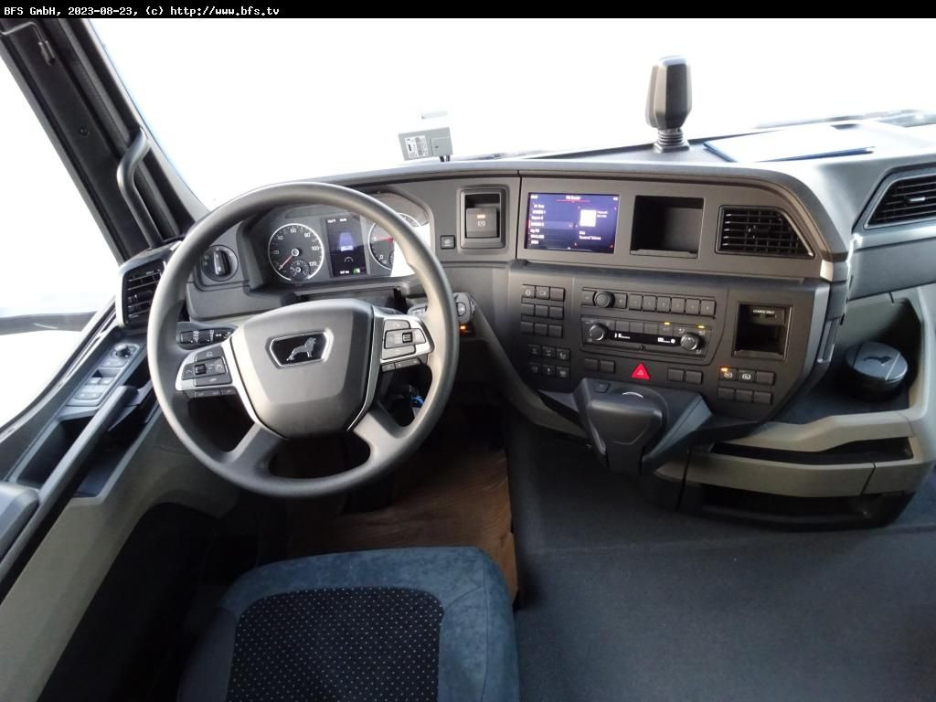 MAN TGS (TG3) 35.520 8x4 BB CH Bordmatik links, 3-Se - Camião basculante: foto 4 MAN TGS (TG3) 35.520 8x4 BB CH Bordmatik links, 3-Se - Camião basculante: foto 4