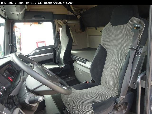 MAN TGX 26.510 6x4 BL Kurzholz, Sicherheitspaket Plu - Camião de transporte de madeira: foto 4 MAN TGX 26.510 6x4 BL Kurzholz, Sicherheitspaket Plu - Camião de transporte de madeira: foto 4
