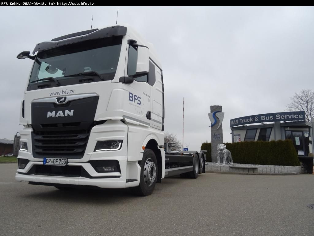 MAN TGX (TG3) 26.470 6x2-4 LL BDF Mildner - Camião transportador de contêineres/ Caixa móvel: foto 1 MAN TGX (TG3) 26.470 6x2-4 LL BDF Mildner - Camião transportador de contêineres/ Caixa móvel: foto 1