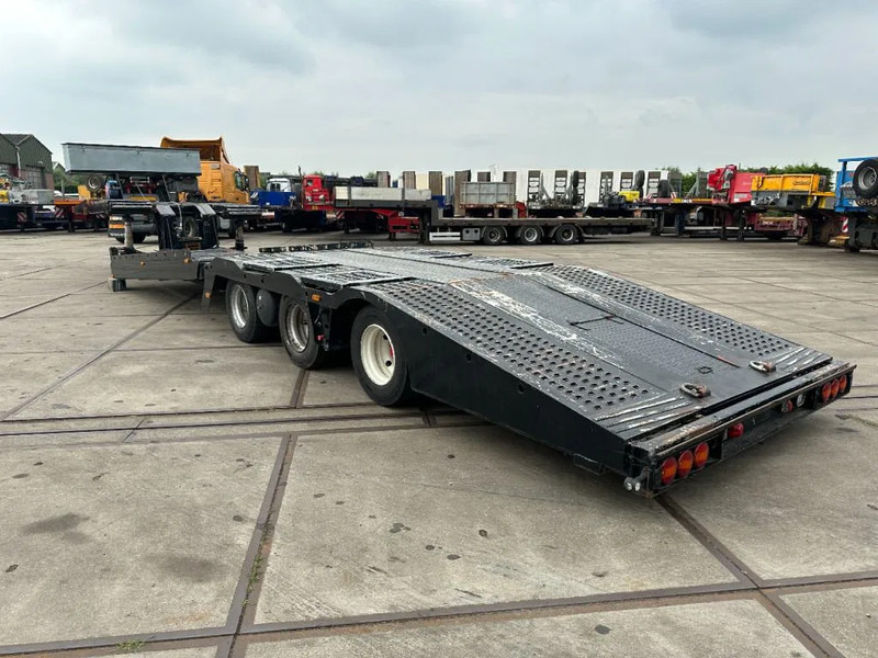 Bodex 3 AXEL TRUCKTRANSPORTER - Semi-reboque transporte de veículos: foto 5 Bodex 3 AXEL TRUCKTRANSPORTER - Semi-reboque transporte de veículos: foto 5