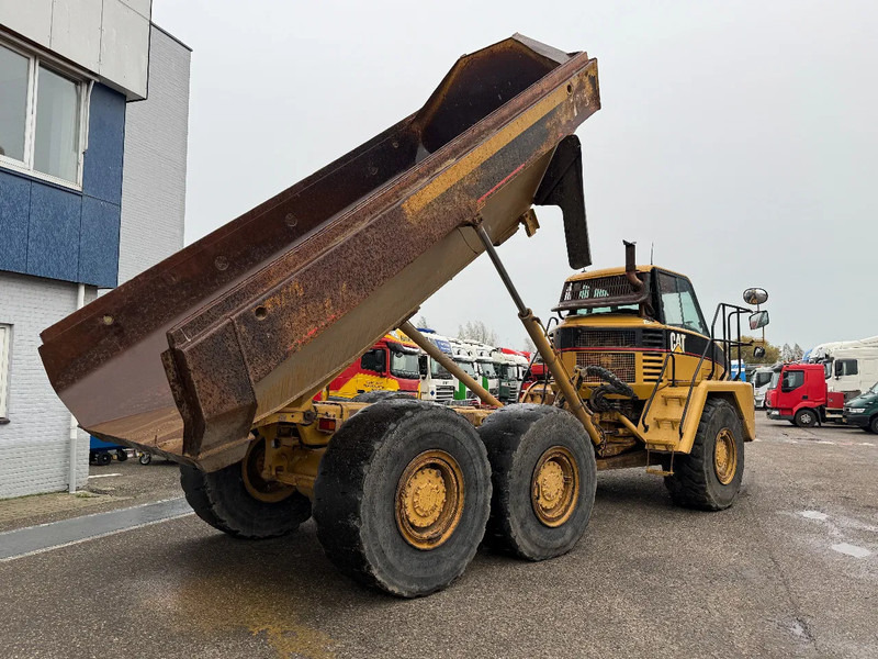 Caminhão articulado Caterpillar 725 - CE + AIRCO + RETARDER - TYRES: 23.5R25: foto 9