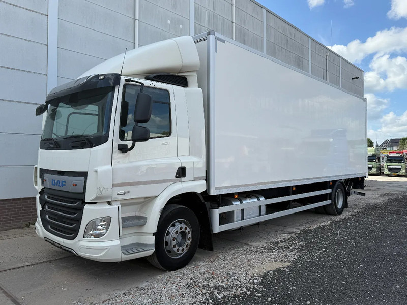 DAF CF 320 4X2 - EURO 6 - 19 TON + DHOLLANDIA - Camião furgão: foto 1 DAF CF 320 4X2 - EURO 6 - 19 TON + DHOLLANDIA - Camião furgão: foto 1