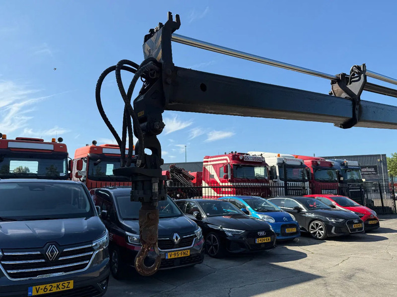 DAF CF 440 6X2 EURO 6 + HMF 3220-K5 REMOTE 5E & 6E FUNCTIE - Camião grua: foto 5 DAF CF 440 6X2 EURO 6 + HMF 3220-K5 REMOTE 5E & 6E FUNCTIE - Camião grua: foto 5
