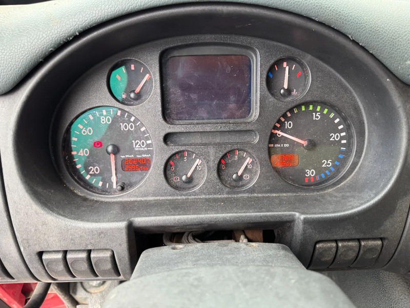 Caminhão limpa fossa DAF CF 75.250 6X2 EURO 3 VACUUM CLEANER: foto 12