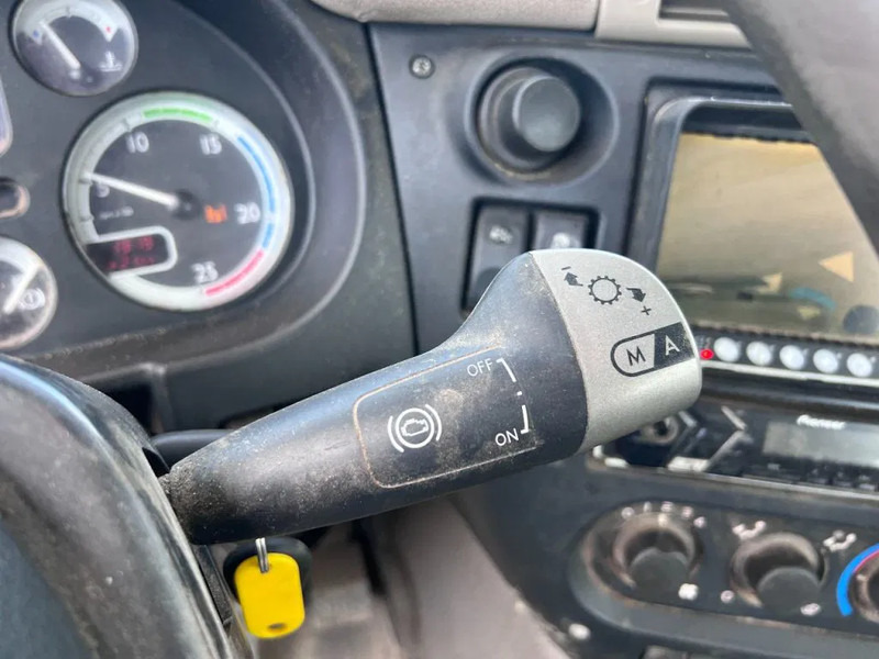 Camião multibenne DAF CF 85.360 6X2 EURO 5 HYVA SKIPLOADER + NIDO: foto 16