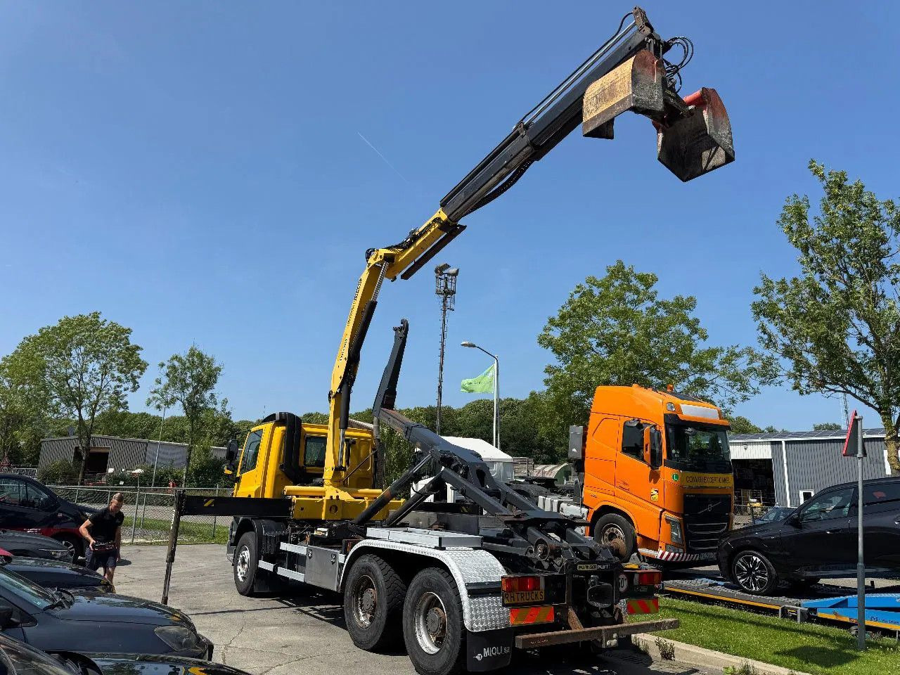 DAF CF 85.410 6X4 - EURO 5 + PALFINGER PK15500 + REM - Camião grua: foto 5 DAF CF 85.410 6X4 - EURO 5 + PALFINGER PK15500 + REM - Camião grua: foto 5