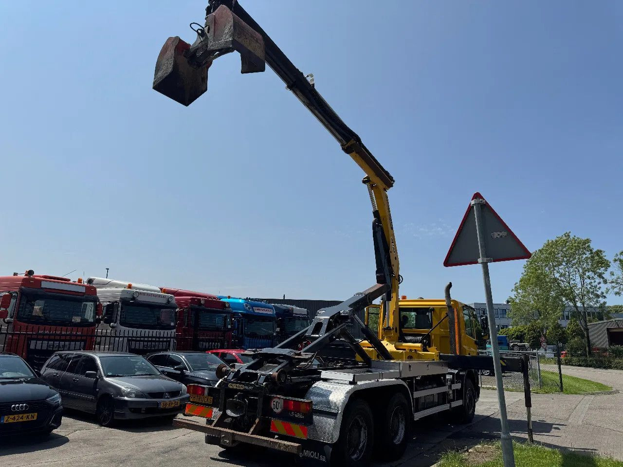 DAF CF 85.410 6X4 - EURO 5 + PALFINGER PK15500 + REM - Camião polibenne, Camião grua: foto 3 DAF CF 85.410 6X4 - EURO 5 + PALFINGER PK15500 + REM - Camião polibenne, Camião grua: foto 3
