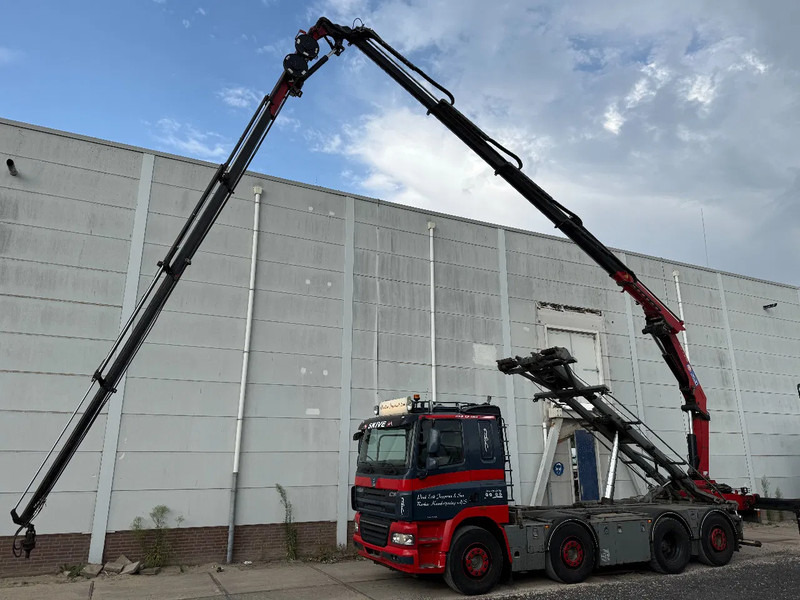 DAF CF 85.460 8X2 + YEAR 2016 HMF CRANE 2620-K4 + FLYJIB + WINCH + REMOTE - Camião com sistema de cabo, Camião grua: foto 3 DAF CF 85.460 8X2 + YEAR 2016 HMF CRANE 2620-K4 + FLYJIB + WINCH + REMOTE - Camião com sistema de cabo, Camião grua: foto 3