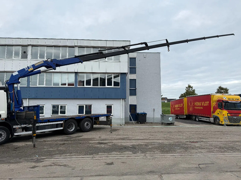 DAF CF 85 6X2 EURO 5 + HMF 37 TON/M + REMOTE CONTROL - Camião grua: foto 4 DAF CF 85 6X2 EURO 5 + HMF 37 TON/M + REMOTE CONTROL - Camião grua: foto 4