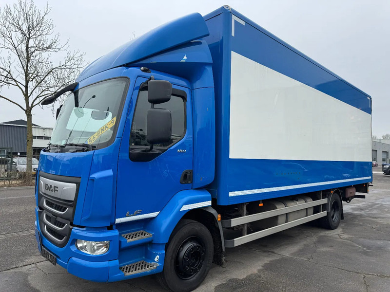 DAF LF 180 4X2 - EURO 6 + DHOLLANDIA LIFT + TÜV 09-2025 - Camião furgão: foto 1 DAF LF 180 4X2 - EURO 6 + DHOLLANDIA LIFT + TÜV 09-2025 - Camião furgão: foto 1