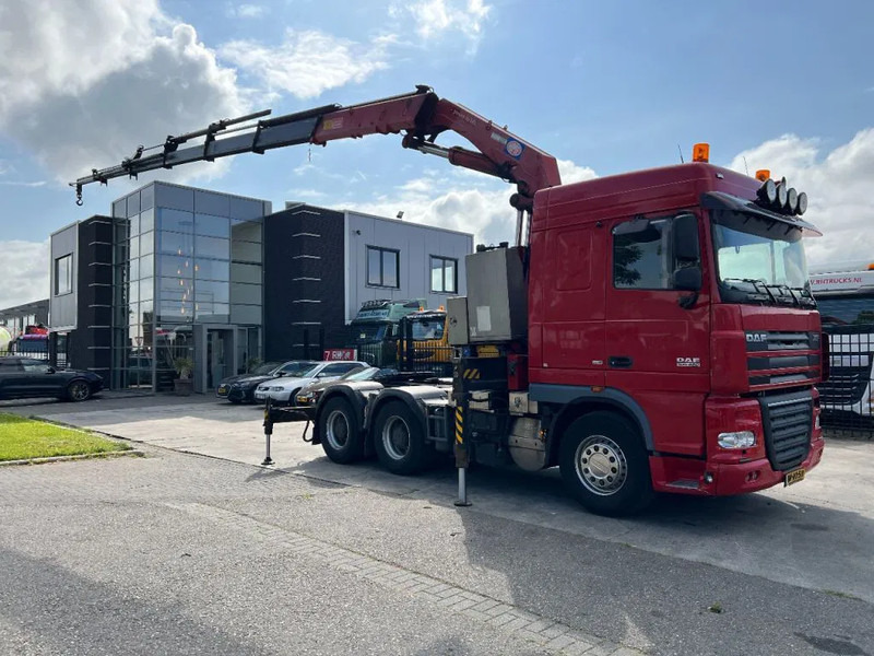 DAF XF 105.460 6X4 EURO 5 + HMF 4220 K6 + REMOTE CONTROL + RETARDER - Camião grua: foto 1 DAF XF 105.460 6X4 EURO 5 + HMF 4220 K6 + REMOTE CONTROL + RETARDER - Camião grua: foto 1