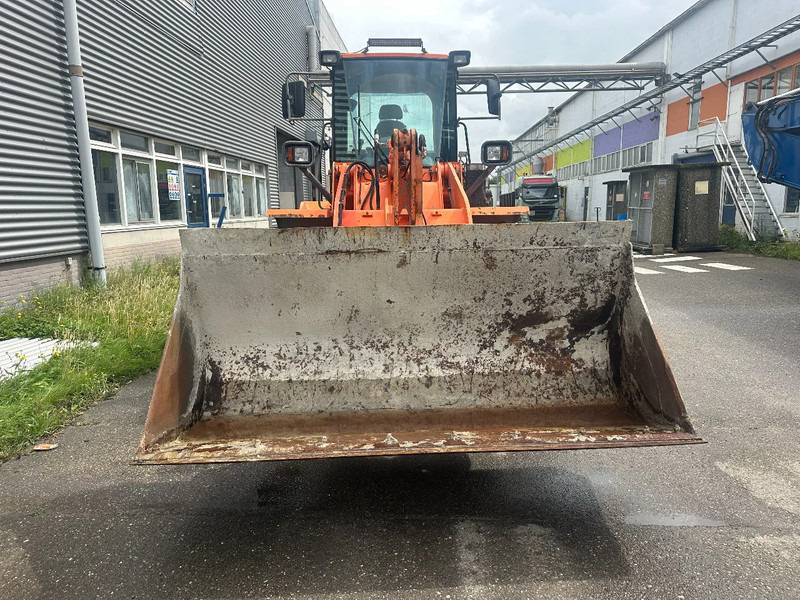 Doosan DL 200 4X4, CE, 6117 HOURS - Pá carregadora: foto 2 Doosan DL 200 4X4, CE, 6117 HOURS - Pá carregadora: foto 2