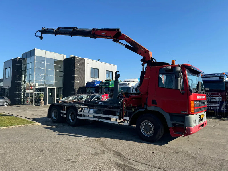 Ginaf M 3232 S 6X2 - EURO 2 + PALFINGER PK19000 + REMOTE + PALIFT HOOK - Camião polibenne, Camião grua: foto 4 Ginaf M 3232 S 6X2 - EURO 2 + PALFINGER PK19000 + REMOTE + PALIFT HOOK - Camião polibenne, Camião grua: foto 4
