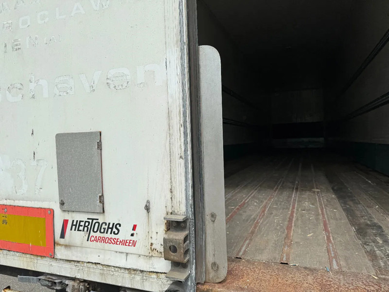 Leasing de Hertoghs 3 AXLE - SAF AXLES - DISC BRAKES Hertoghs 3 AXLE - SAF AXLES - DISC BRAKES: foto 7