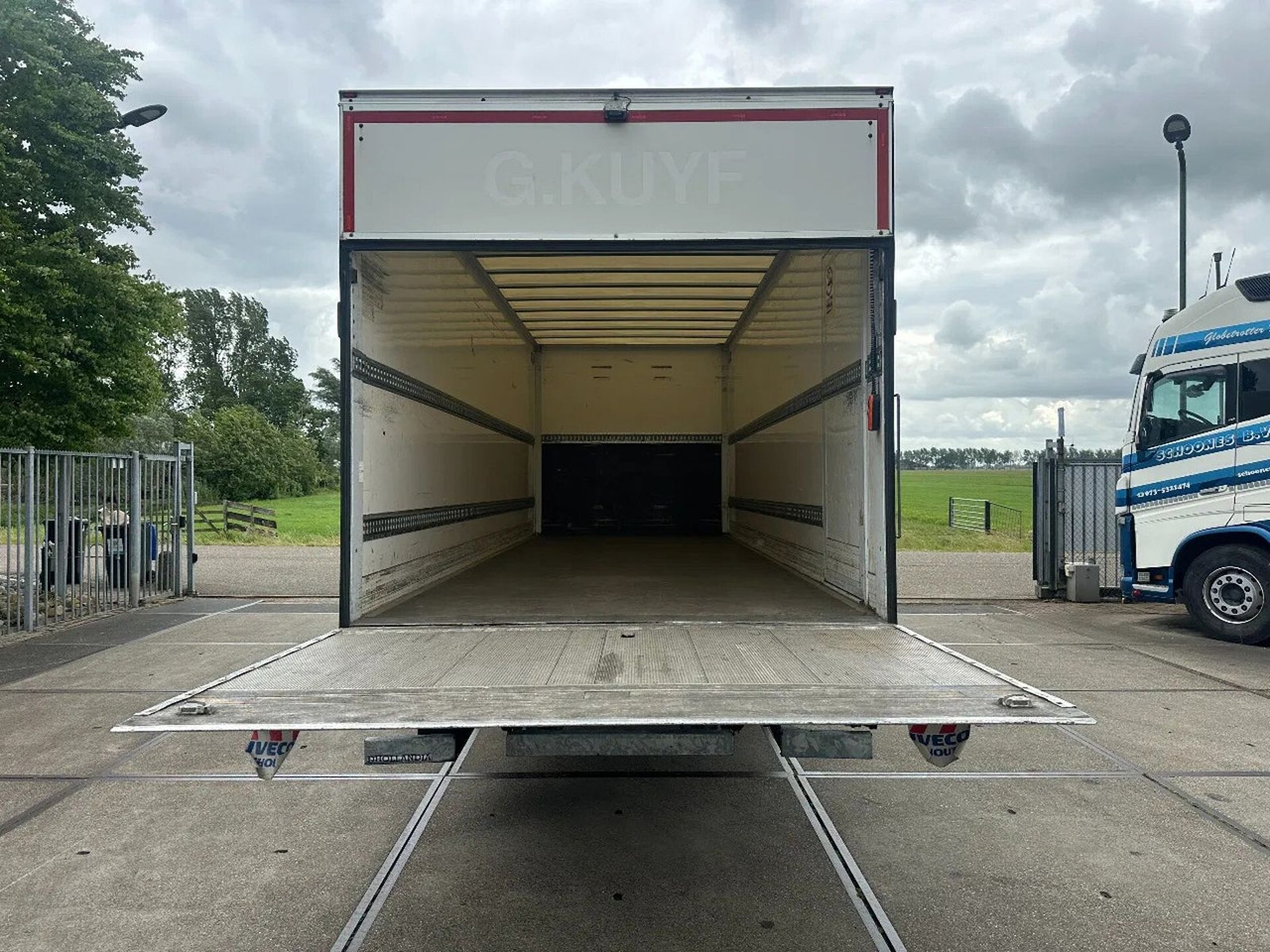 Iveco ML 120 -220 L, DHOLLANDIA LIFT, BOX 730X250X240 - Camião furgão: foto 5 Iveco ML 120 -220 L, DHOLLANDIA LIFT, BOX 730X250X240 - Camião furgão: foto 5