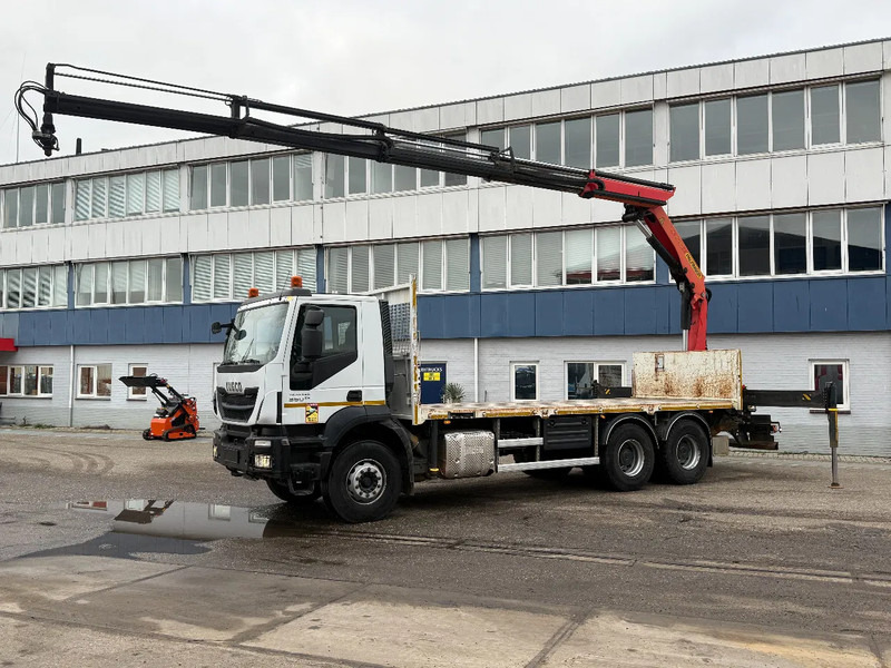 Iveco Trakker 360 6X4 EURO 6 + PALFINGER PK20001K + REMOTE CONTROL - Camião de caixa aberta/ Plataforma, Camião grua: foto 3 Iveco Trakker 360 6X4 EURO 6 + PALFINGER PK20001K + REMOTE CONTROL - Camião de caixa aberta/ Plataforma, Camião grua: foto 3