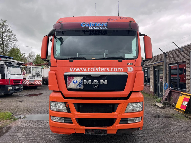 MAN TGX 26.440 XLX 6X2 EURO 5 - BDF CHASSIS + RETARDER - Camião transportador de contêineres/ Caixa móvel: foto 2 MAN TGX 26.440 XLX 6X2 EURO 5 - BDF CHASSIS + RETARDER - Camião transportador de contêineres/ Caixa móvel: foto 2