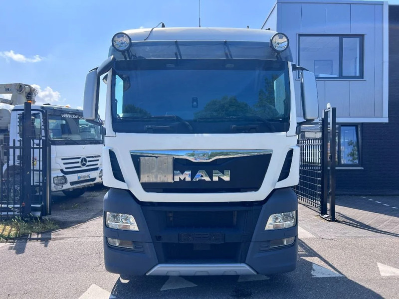 MAN TGX 26.560 6X2 EURO 6 - 11.500L VACUUM CLEANER - 2 COMPARTIMENTEN + INTARDER - Caminhão limpa fossa: foto 2 MAN TGX 26.560 6X2 EURO 6 - 11.500L VACUUM CLEANER - 2 COMPARTIMENTEN + INTARDER - Caminhão limpa fossa: foto 2