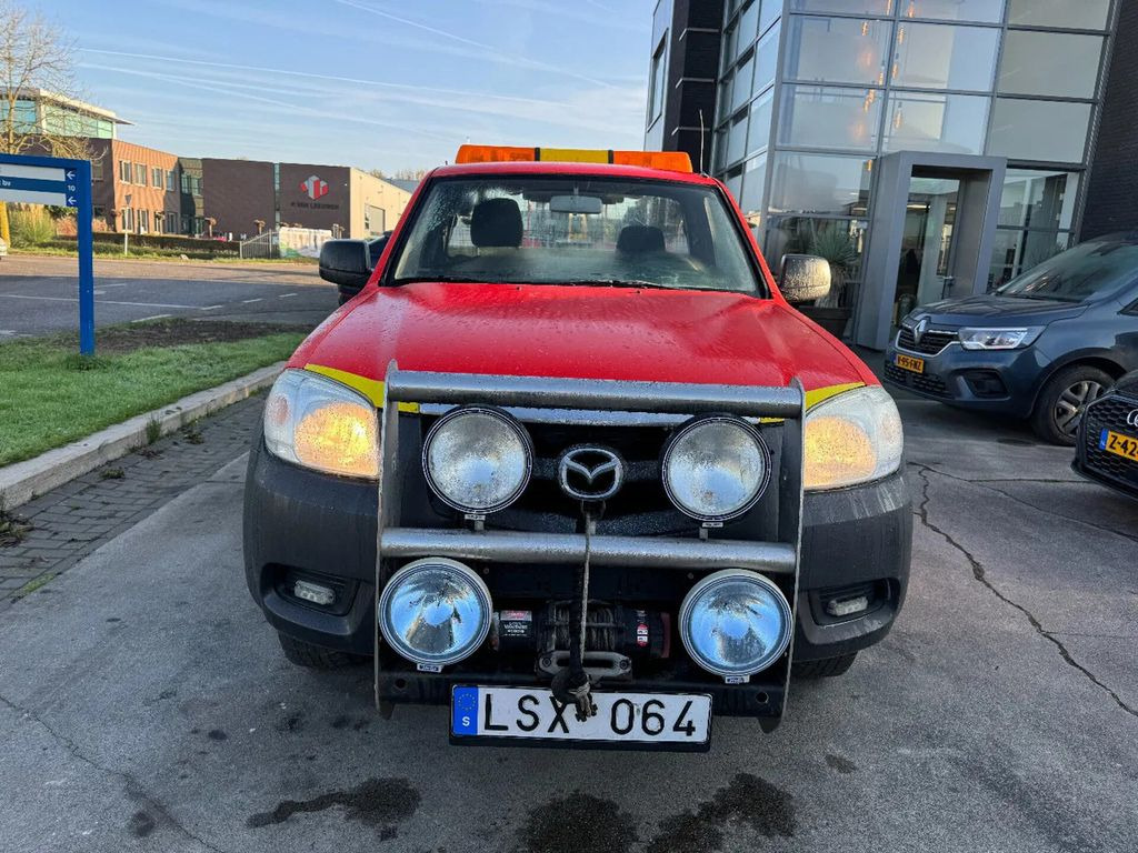 Mazda BT-50 4X4 + TOW TRUCK + DOUBLE WINCH + REMOTE - Caminhão reboque: foto 2 Mazda BT-50 4X4 + TOW TRUCK + DOUBLE WINCH + REMOTE - Caminhão reboque: foto 2