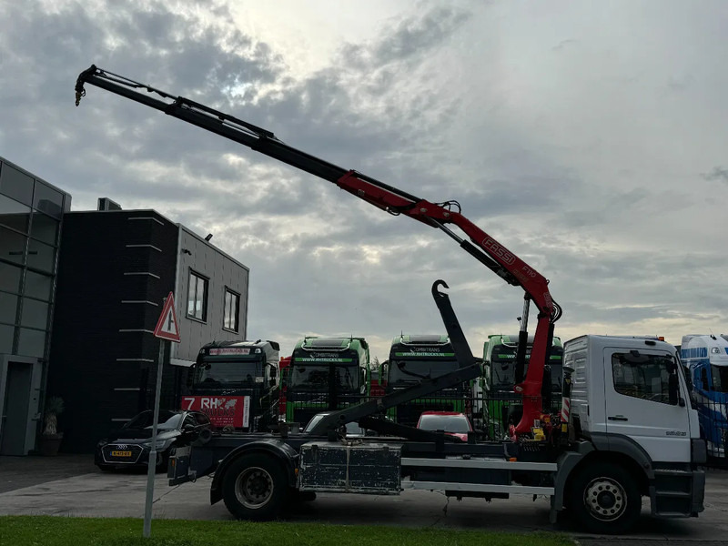 Mercedes-Benz LS 1923 ATEGO + 2011 FASSI F110 + 2011 VDS HOOKLIFT - Camião polibenne, Camião grua: foto 4 Mercedes-Benz LS 1923 ATEGO + 2011 FASSI F110 + 2011 VDS HOOKLIFT - Camião polibenne, Camião grua: foto 4