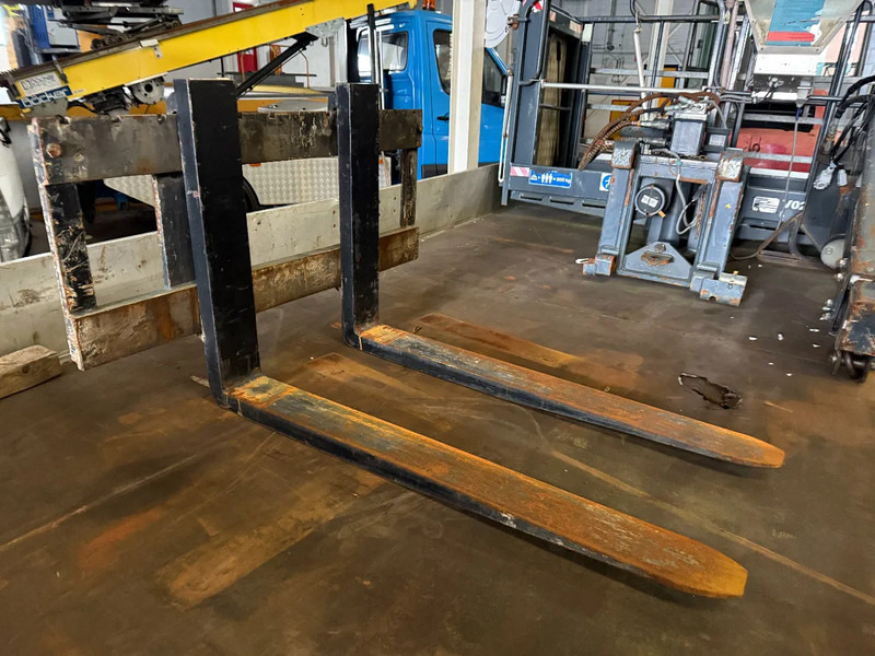 Pá carregadora Merlo ROTO40.26MCSS, AFSTANDBEDIENING,MANBAK PALLETVORKEN HIJS JIB EN LIER: foto 20 Pá carregadora Merlo ROTO40.26MCSS, AFSTANDBEDIENING,MANBAK PALLETVORKEN HIJS JIB EN LIER: foto 20
