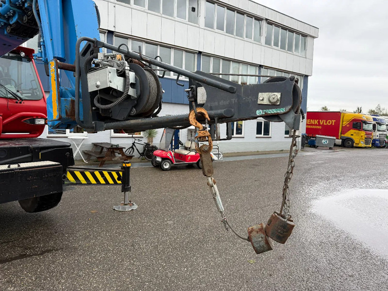 Pá carregadora Merlo ROTO40.26MCSS, AFSTANDBEDIENING,MANBAK PALLETVORKEN HIJS JIB EN LIER: foto 8 Pá carregadora Merlo ROTO40.26MCSS, AFSTANDBEDIENING,MANBAK PALLETVORKEN HIJS JIB EN LIER: foto 8