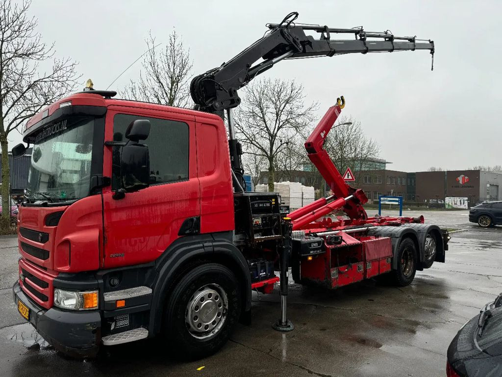 Scania P320 6X2 HIAB 20T + HIAB 144 E4 - Camião polibenne, Camião grua: foto 2 Scania P320 6X2 HIAB 20T + HIAB 144 E4 - Camião polibenne, Camião grua: foto 2
