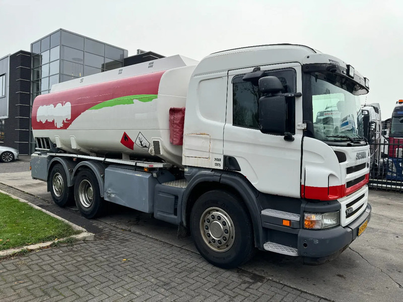 Scania P400 6X2 - EURO 5 + 3 CAMBER + LIFTING AXLE - Caminhão tanque: foto 3 Scania P400 6X2 - EURO 5 + 3 CAMBER + LIFTING AXLE - Caminhão tanque: foto 3