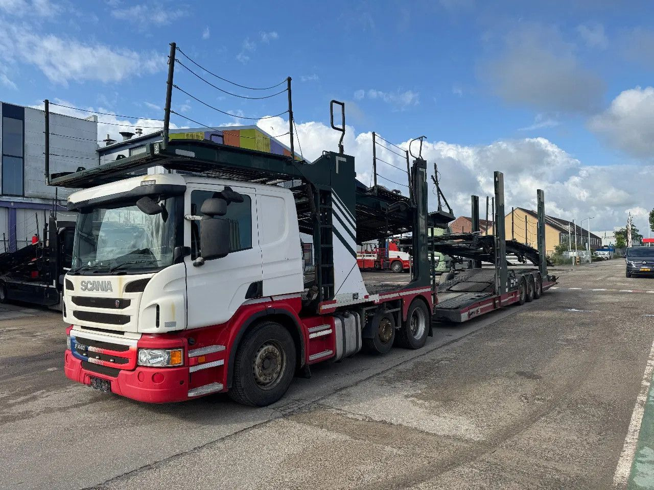 Scania P440 6X2 HUNWICK CAR TRANSPORT RHD - Camião transporte de veículos: foto 2 Scania P440 6X2 HUNWICK CAR TRANSPORT RHD - Camião transporte de veículos: foto 2
