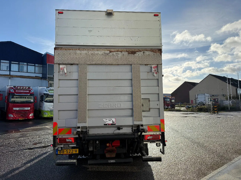 Scania P450 6X2 EURO 6 NGS 2500 KG ZEPRO LOAD LIFT - Camião de lona: foto 5 Scania P450 6X2 EURO 6 NGS 2500 KG ZEPRO LOAD LIFT - Camião de lona: foto 5