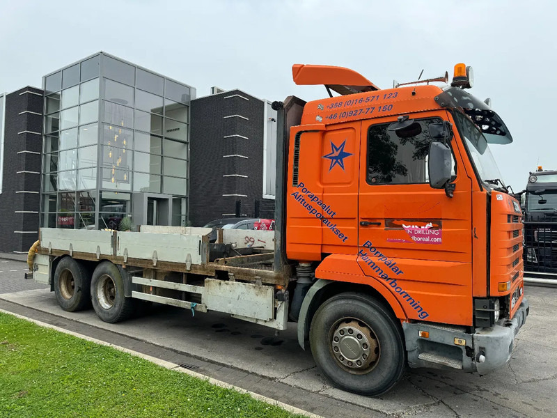 Scania R143-500 V8 6X4 + MANUAL GEARBOX - Camião de caixa aberta/ Plataforma: foto 3 Scania R143-500 V8 6X4 + MANUAL GEARBOX - Camião de caixa aberta/ Plataforma: foto 3