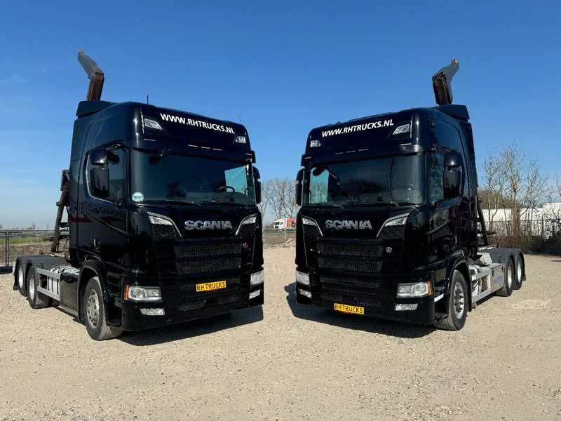 Scania R580 V8 6X2 VDL HOOK 20T RETARDER EURO 6 2 UNITS - Camião polibenne: foto 1 Scania R580 V8 6X2 VDL HOOK 20T RETARDER EURO 6 2 UNITS - Camião polibenne: foto 1