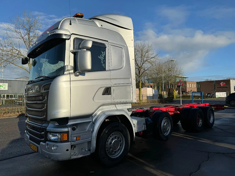 Scania R730 V8 8X4 EURO 6 BIG AXLES - Camião chassi: foto 1 Scania R730 V8 8X4 EURO 6 BIG AXLES - Camião chassi: foto 1