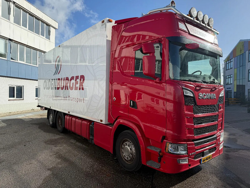 Scania S520 V8, 6X2, INTARDER, COMPLEET 2018 - Camião frigorífico: foto 3 Scania S520 V8, 6X2, INTARDER, COMPLEET 2018 - Camião frigorífico: foto 3