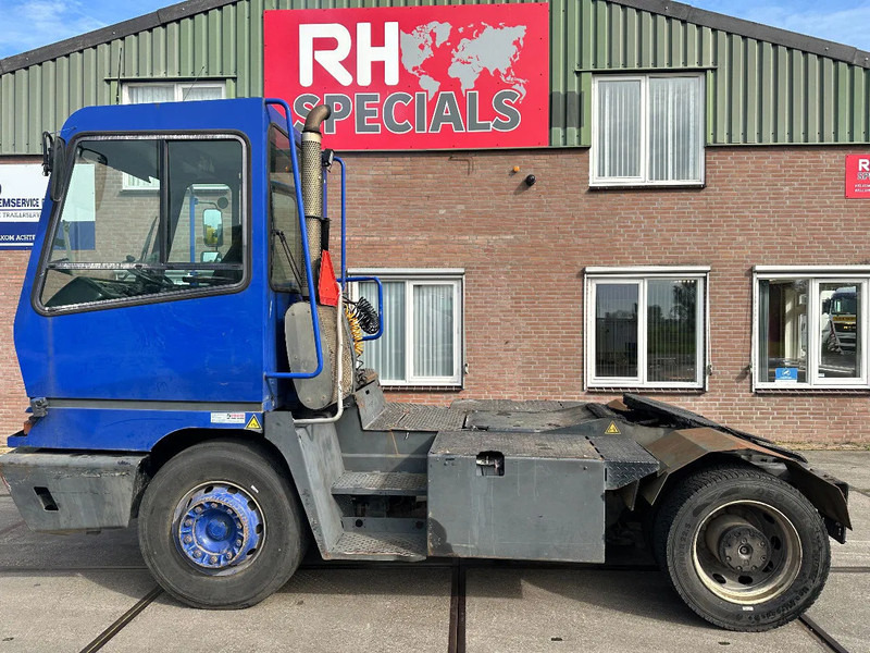 Terberg YT 182 MOTOR ROOKT - Tractor de terminal: foto 1 Terberg YT 182 MOTOR ROOKT - Tractor de terminal: foto 1