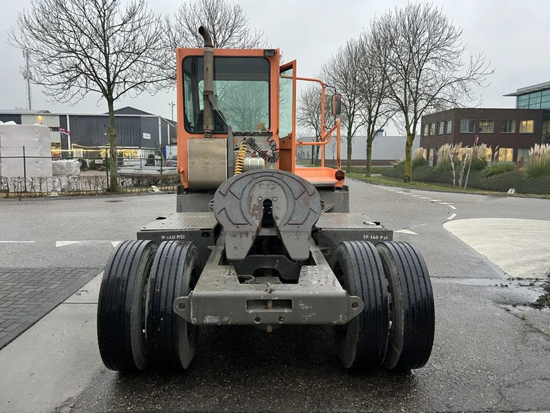 Terberg YT 222 YT222 - Tractor de terminal: foto 5 Terberg YT 222 YT222 - Tractor de terminal: foto 5