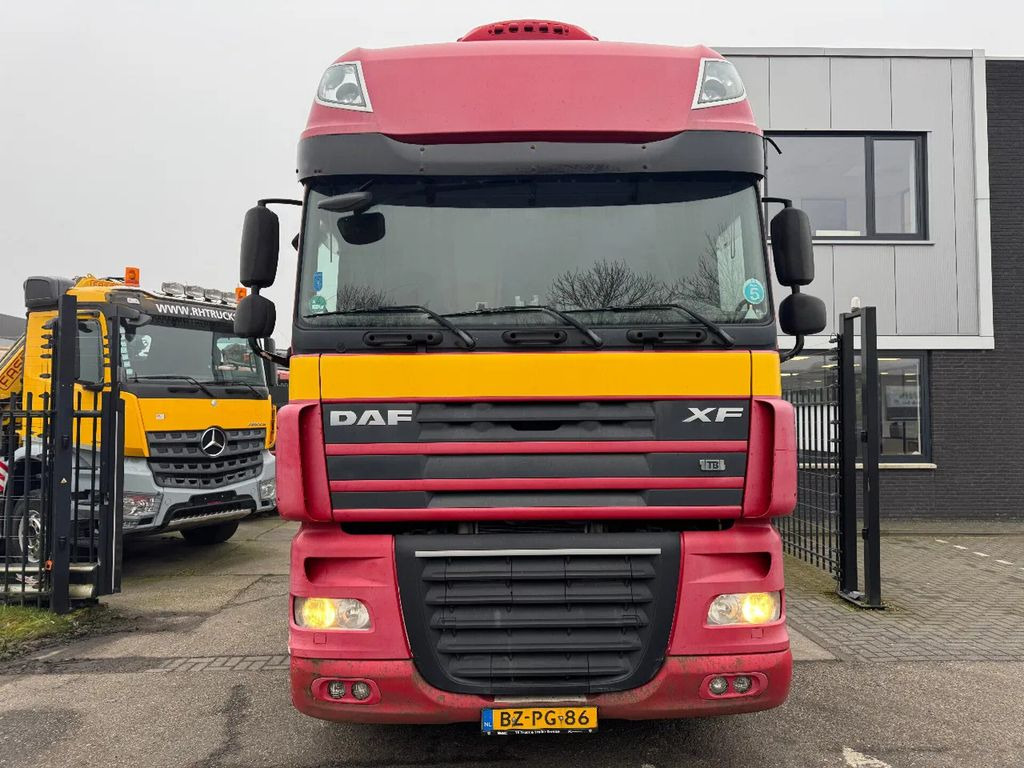 DAF XF 105.460 4X2 - EURO 5 + FULL SPOILER + NL TRUC - Tractor: foto 2 DAF XF 105.460 4X2 - EURO 5 + FULL SPOILER + NL TRUC - Tractor: foto 2