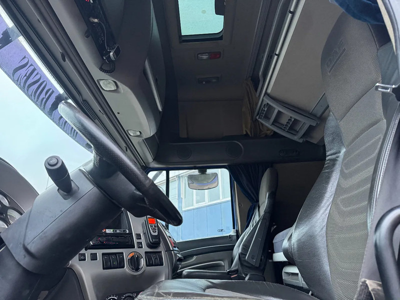 DAF XF 105.460 4X2 SKIRTS EURO 5 ONLY 770.446 KM HOLLAND TRUCK - Tractor: foto 5 DAF XF 105.460 4X2 SKIRTS EURO 5 ONLY 770.446 KM HOLLAND TRUCK - Tractor: foto 5