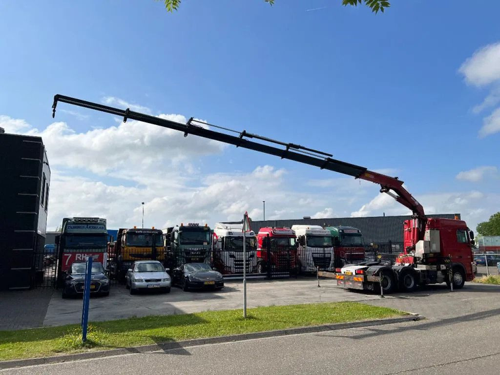 DAF XF 105.460 6X4 EURO 5 + HMF 4220 K6 + REMOTE CON - Tractor: foto 5 DAF XF 105.460 6X4 EURO 5 + HMF 4220 K6 + REMOTE CON - Tractor: foto 5