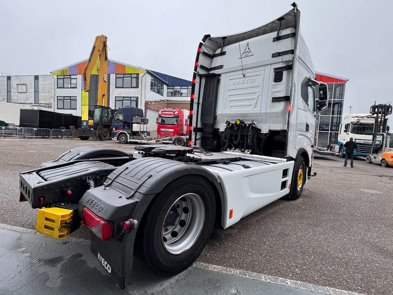 Iveco S-WAY 460 4X2 EURO 6 SKIRTS DOUBLE TANK - Tractor: foto 5 Iveco S-WAY 460 4X2 EURO 6 SKIRTS DOUBLE TANK - Tractor: foto 5